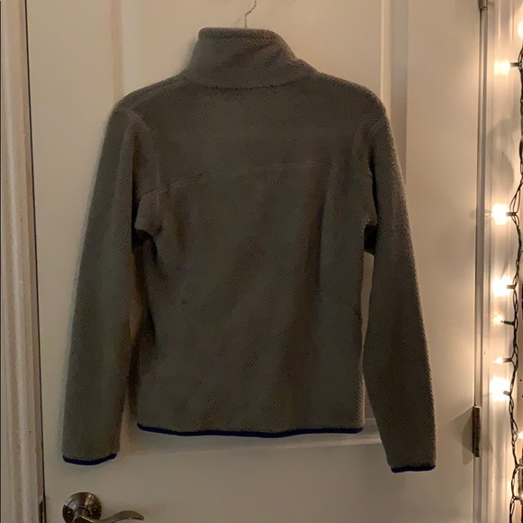Patagonia women’s fleece pullover - Picture 2 of 5